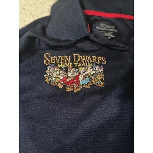Embroidered Seven Dwarfs‎ Mine Train Polo Shirt. Navy blue brand new ba - Picture 2 of 5